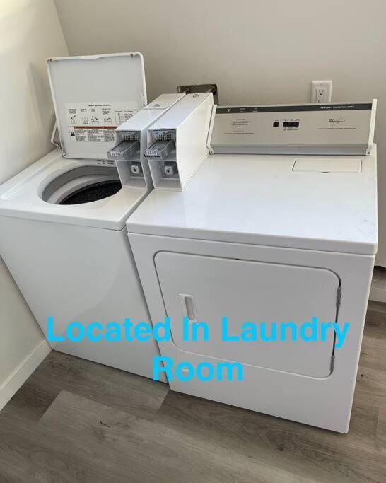 Luxurious Furnished Studio W Full Kitchen In Sd サンディエゴ エクステリア 写真